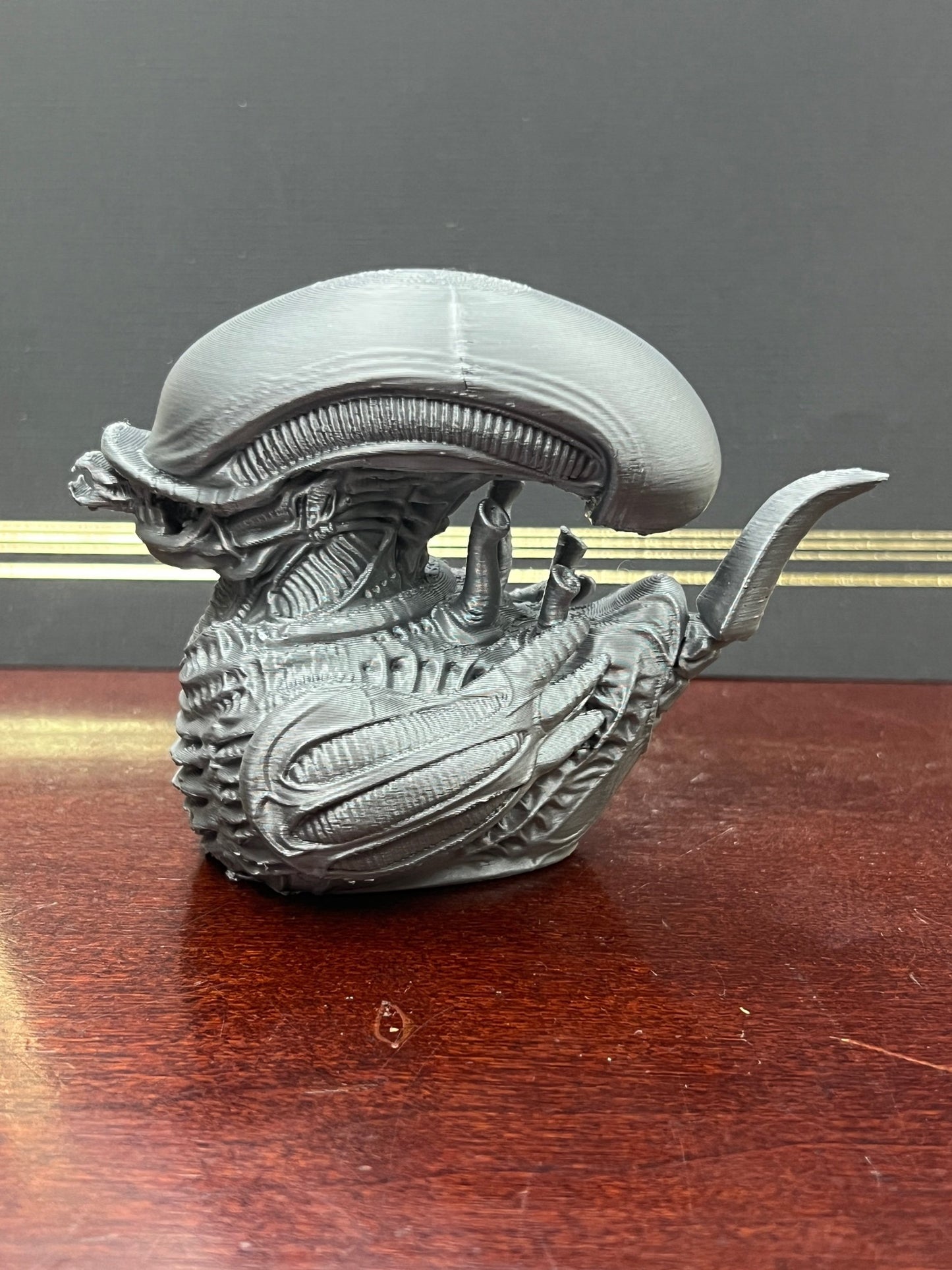 Alien duck